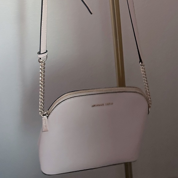 Michael Kors Handbags - Michael Kors Purse